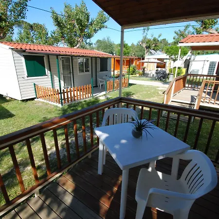 Locazione Turistica Camping Classe Village.10 *